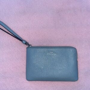 Coach wristlet wallet